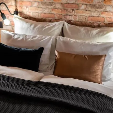 Very Stylish And Ac Apartament *