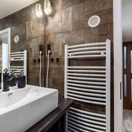 Very Stylish And Ac * Budapeszt