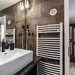 Very Stylish And Ac * Budapest